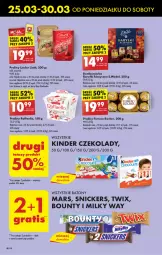 Gazetka promocyjna Biedronka - Od poniedzialku - Gazetka - ważna od 30.03 do 30.03.2024 - strona 44 - produkty: Milky Way, Praliny, Raffaello, Bounty, Ferrero Rocher, Twix, Snickers, Dron, Mars, Ferrero, Baton, Kinder, Lindt, Baryłki, Fa