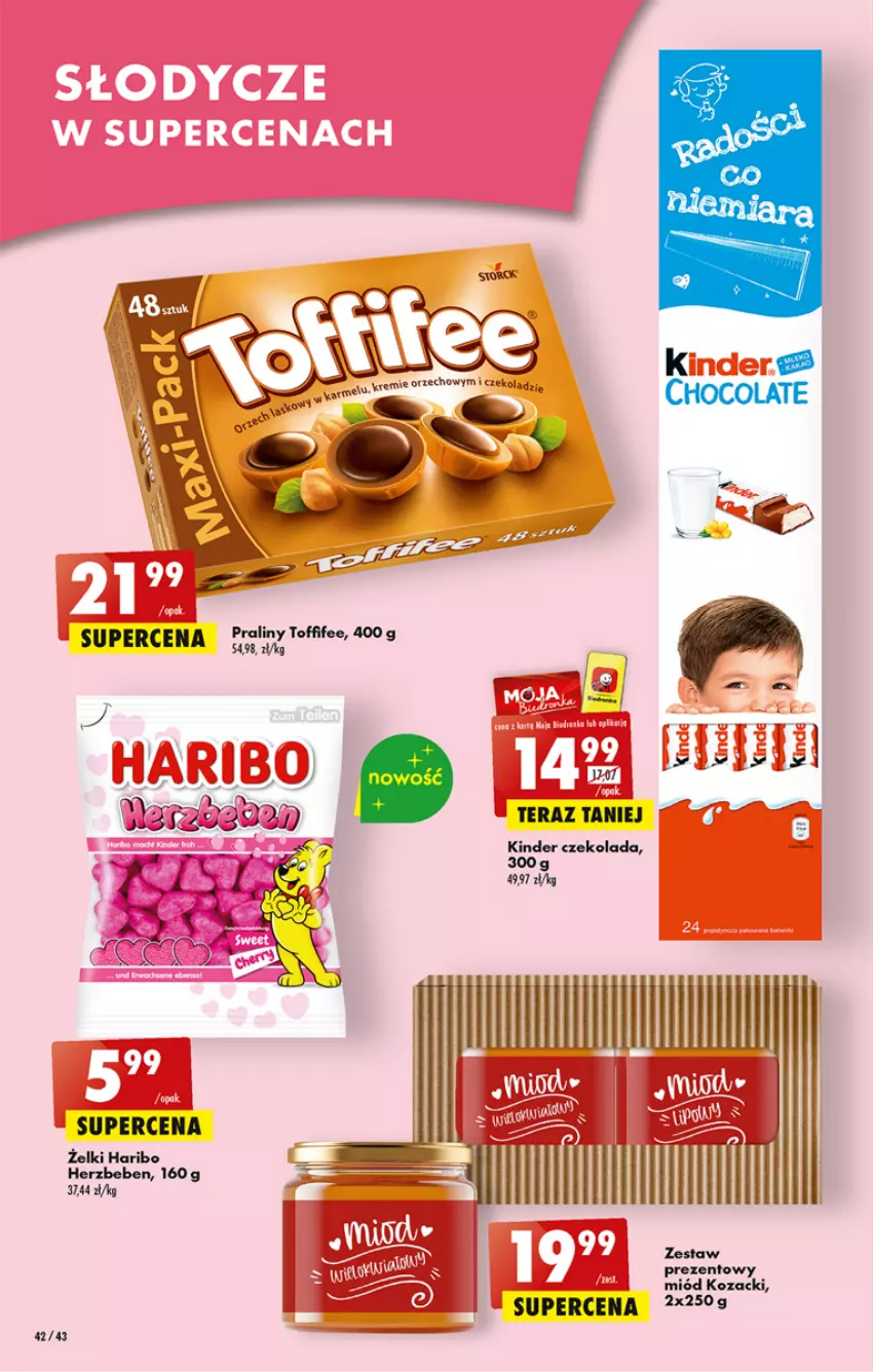 Gazetka promocyjna Biedronka - ważna 09.02 do 15.02.2023 - strona 42 - produkty: Czekolada, Fa, Haribo, Kinder, Miód, Praliny, Tera, Toffifee, Zestaw prezentowy