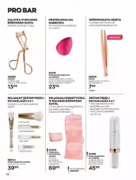 Gazetka promocyjna Avon - Katalog Avon 4/2022 kampania kwiecień - Gazetka - ważna od 30.04 do 30.04.2022 - strona 66 - produkty: Makijaż, Pęseta, Zestaw pędzli, Pędzel do pudru, Kosmetyczka, Podkład